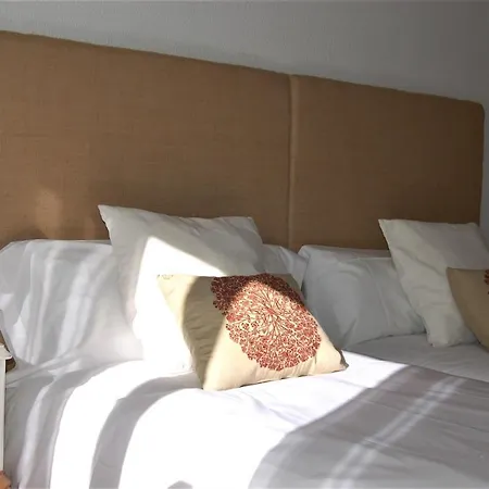 La Casa De 3* サモラ